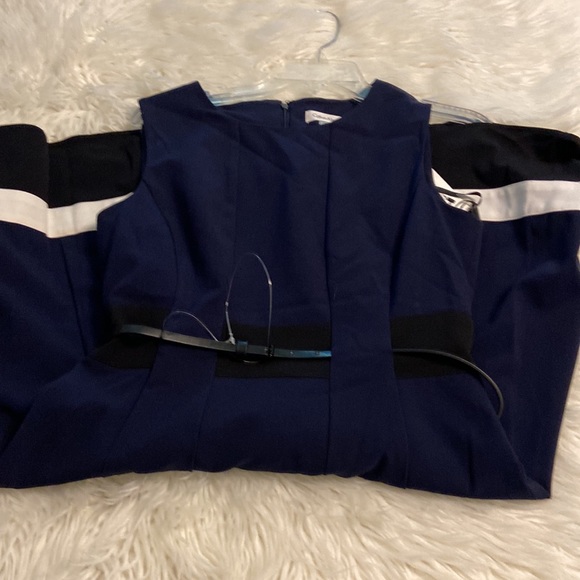 Calvin Klein Dress brand new with tag size 6 with belt around waist - Picture 13 of 16